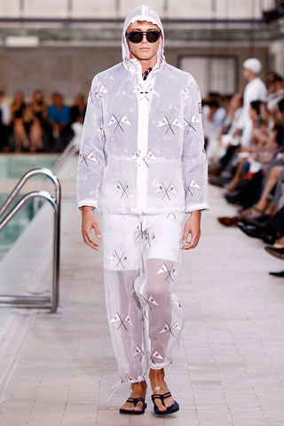 Moncler Gamme Bleu / - 2010